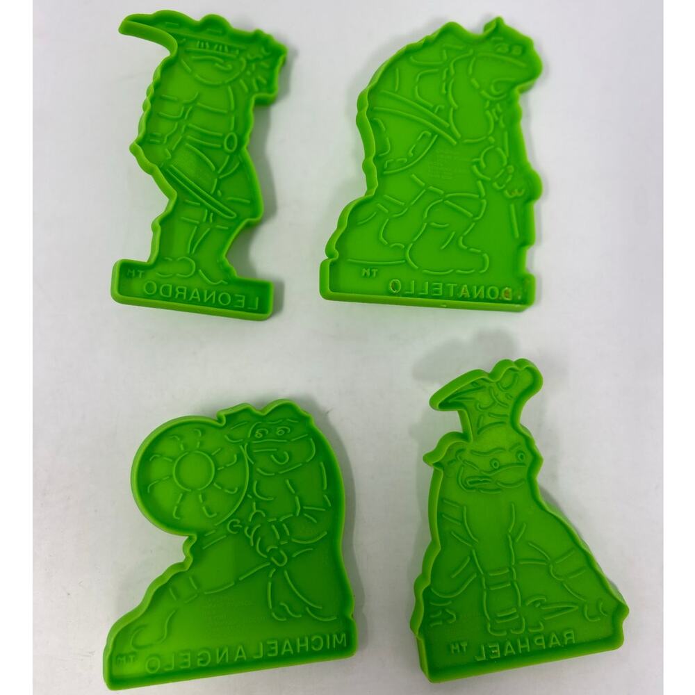 Wilton Green Vintage Teenage Mutant Ninja Turtles Cookie Cutters Set of‎ 4